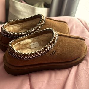 UGG Tasman Slipper
